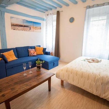 Blue Appartment With A Fireplace Dieppe Bagian luar foto
