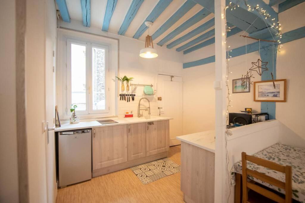Blue Appartment With A Fireplace Dieppe Bagian luar foto